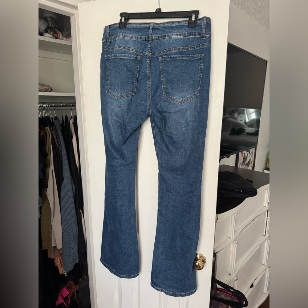 Classic Blue Women's Jeans - Picture 2 of 2
